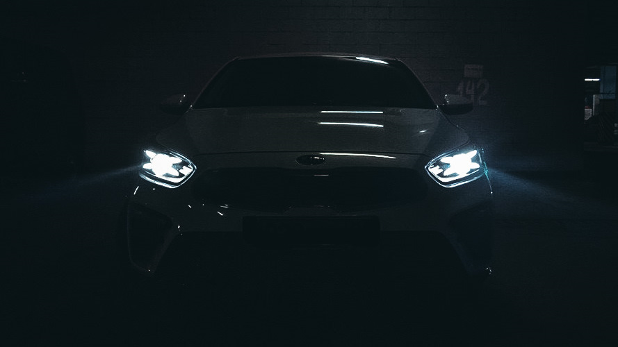 KIA Cerato БЕЛАЯ АКУЛА