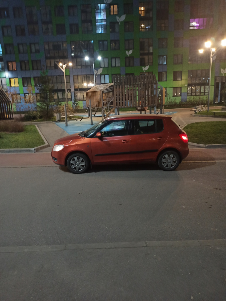 Полгода — Skoda Fabia Mk2, 1,4 л, 2009 года | просто так | DRIVE2
