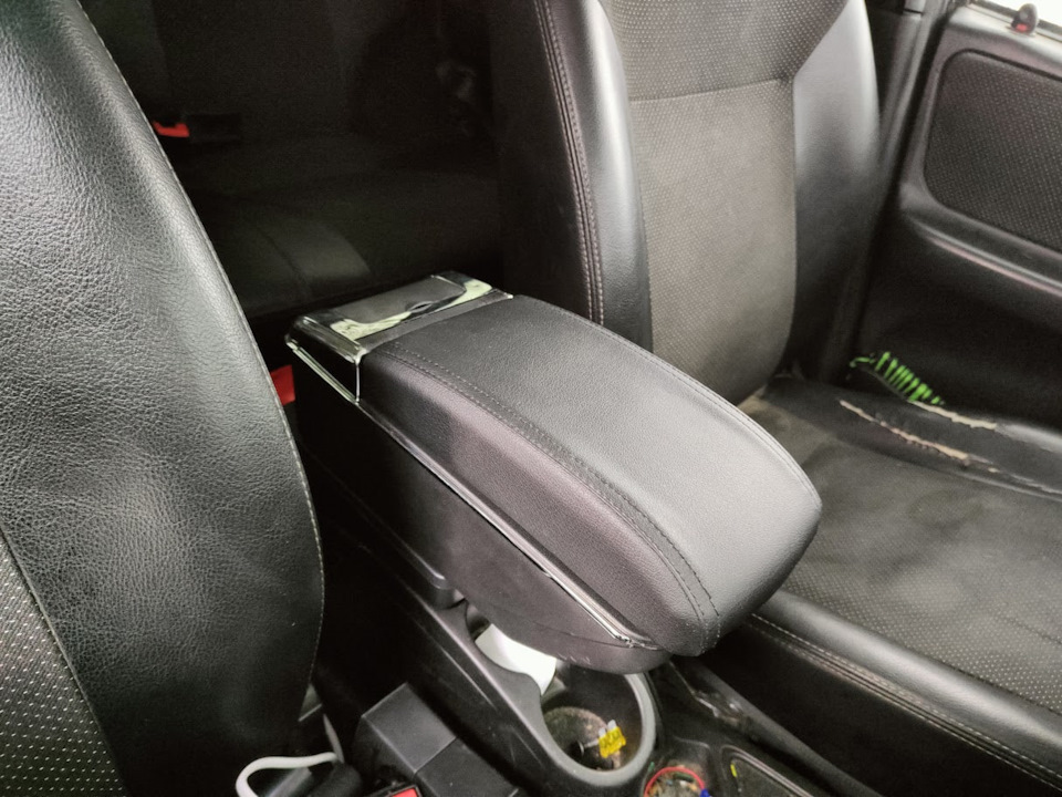 Установка и доработка китайского подлокотника в Шевроле Ниву ...