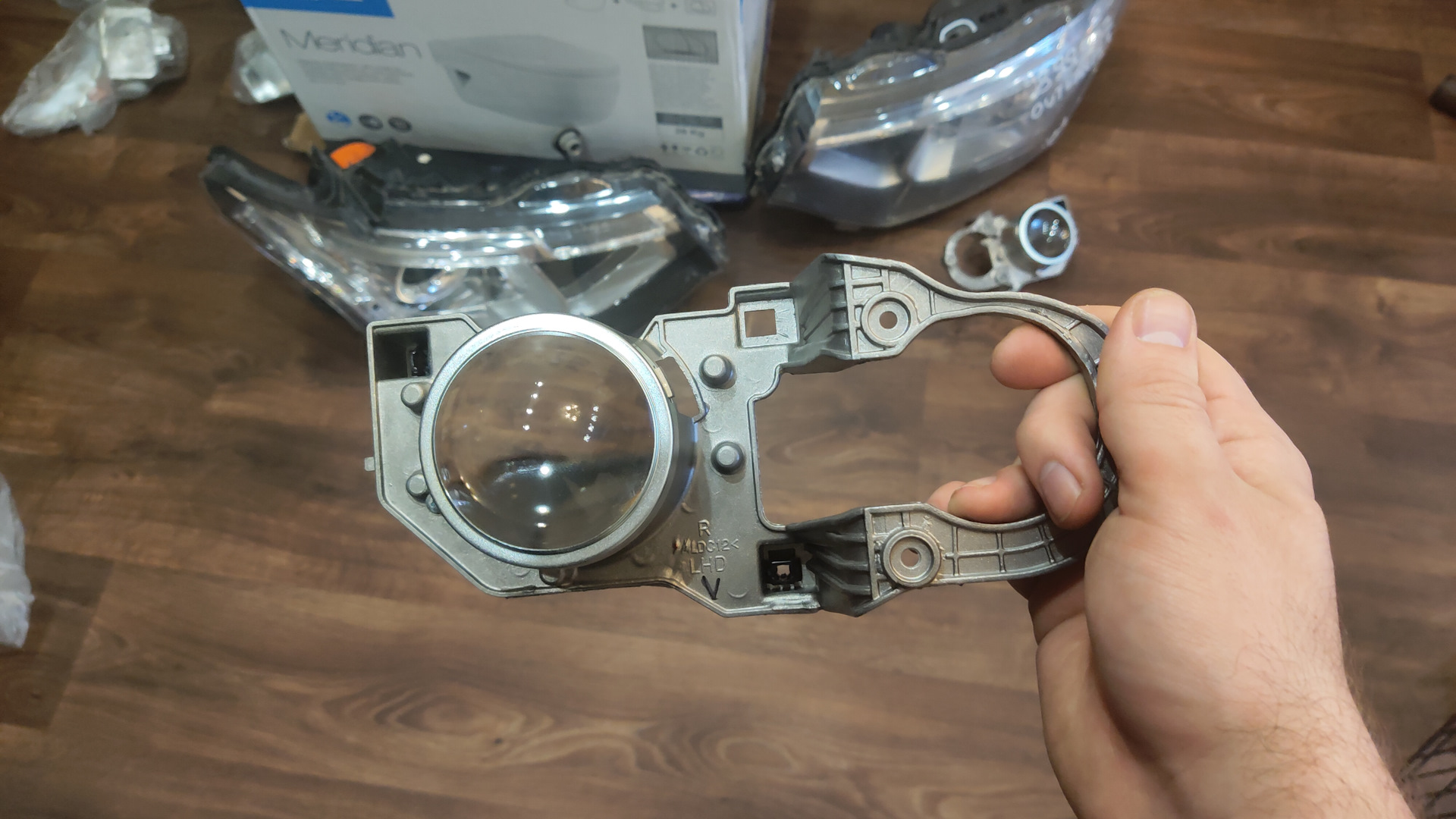 Переделка японских фар под евросвет. — Mitsubishi Outlander PHEV, 2 л ...