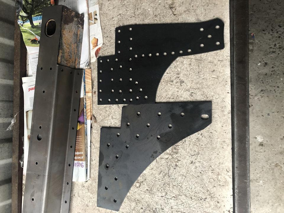 Усиление кронштейна тяги панара на кузове Нива — Lada 4x4 5D, 1,7 л ...