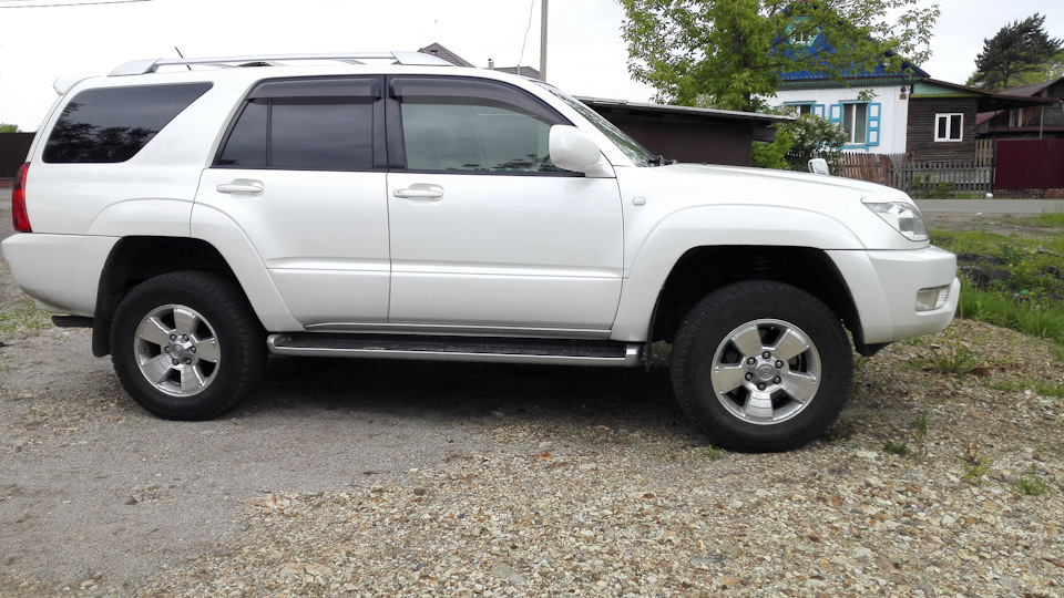 Фото в бортжурнале Toyota Hilux Surf (4G)