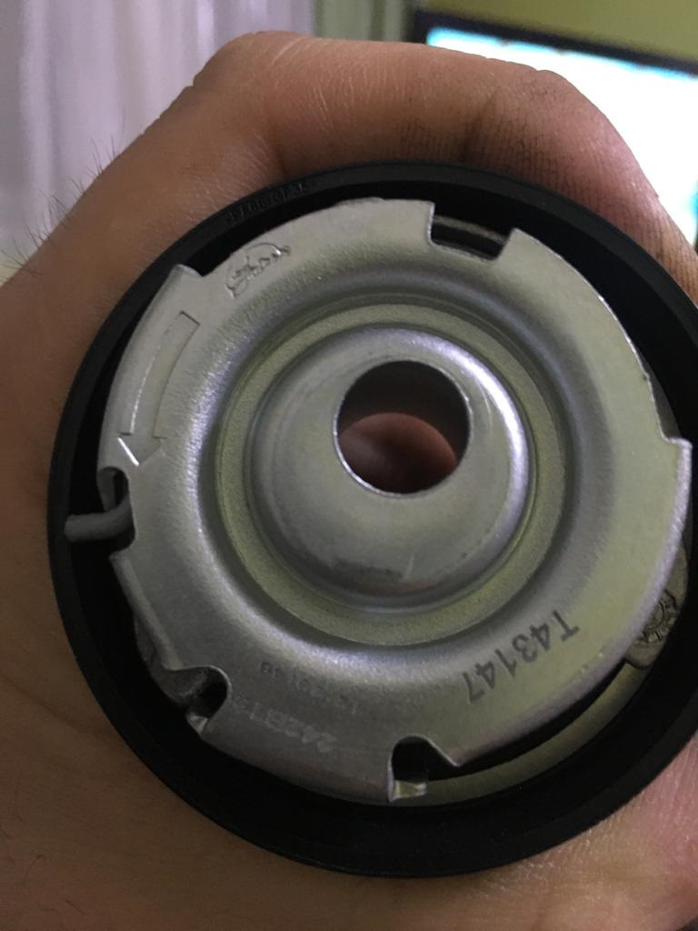 Фото в бортжурнале Lada Приора Купе. Запчасти на фото: T43147