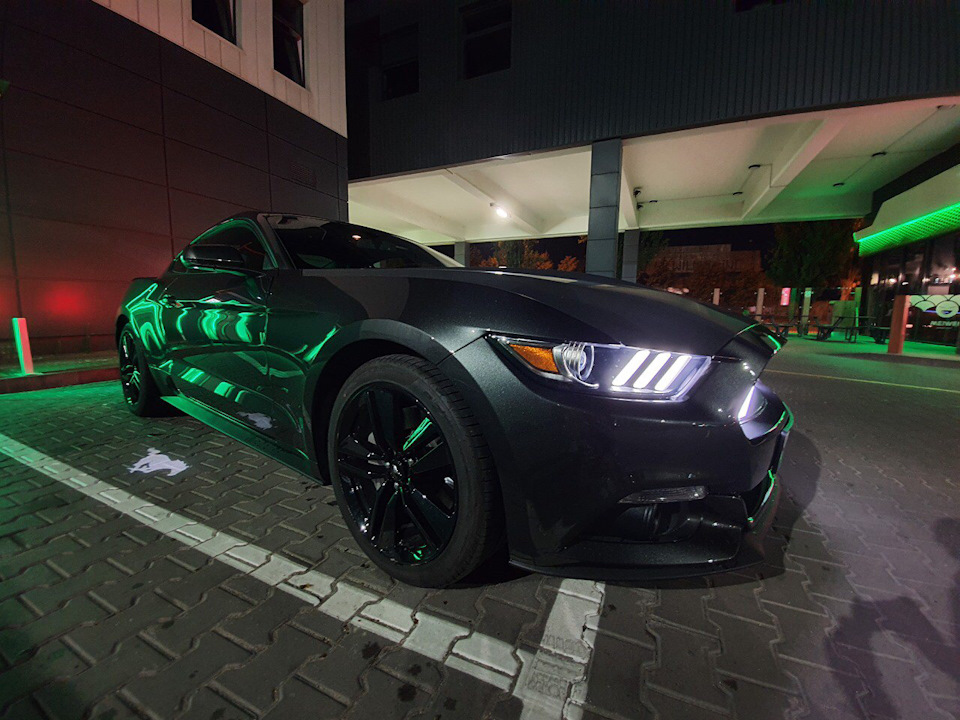 Фото в бортжурнале Ford Mustang (6G)