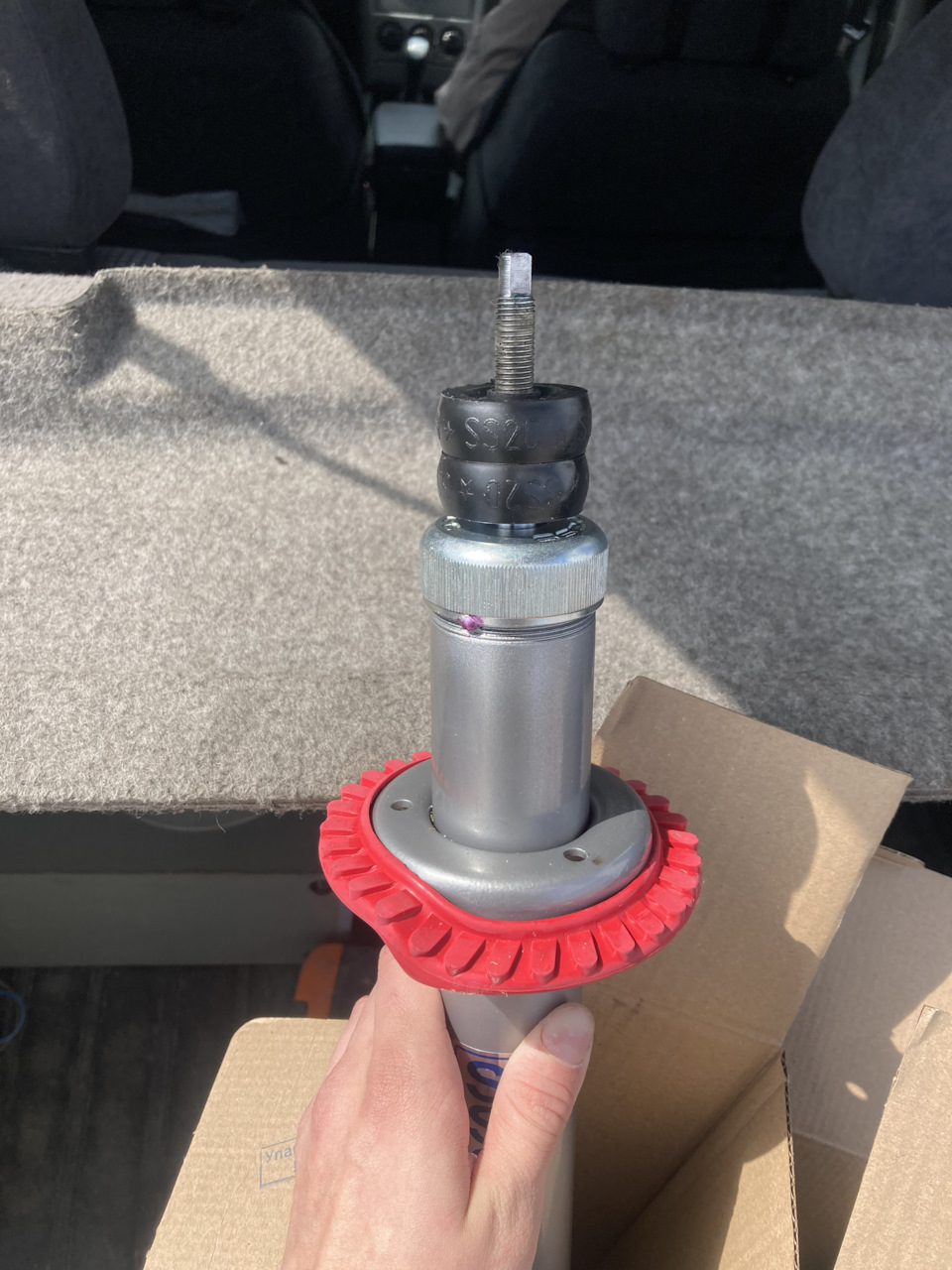 Задние стойки SS20 Комфорт — Lada Приора хэтчбек, 1,6 л, 2008 года ...