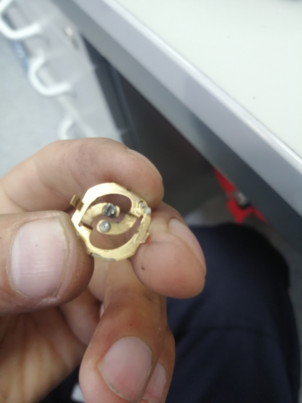 Неисправность звукового сигнала — Renault Sandero 1G, 1,6 л, 2013 года ...