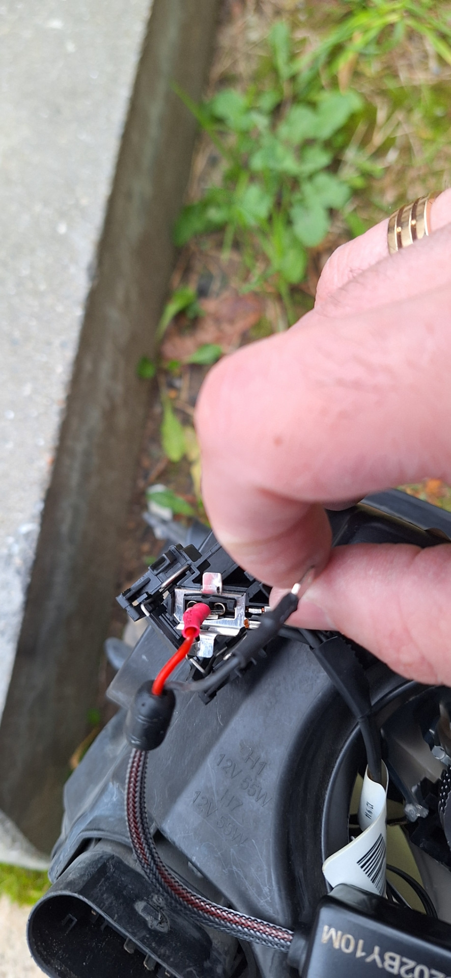 Установил Led в дальний свет фар — Ford Focus III Wagon, 1,6 л, 2014 ...