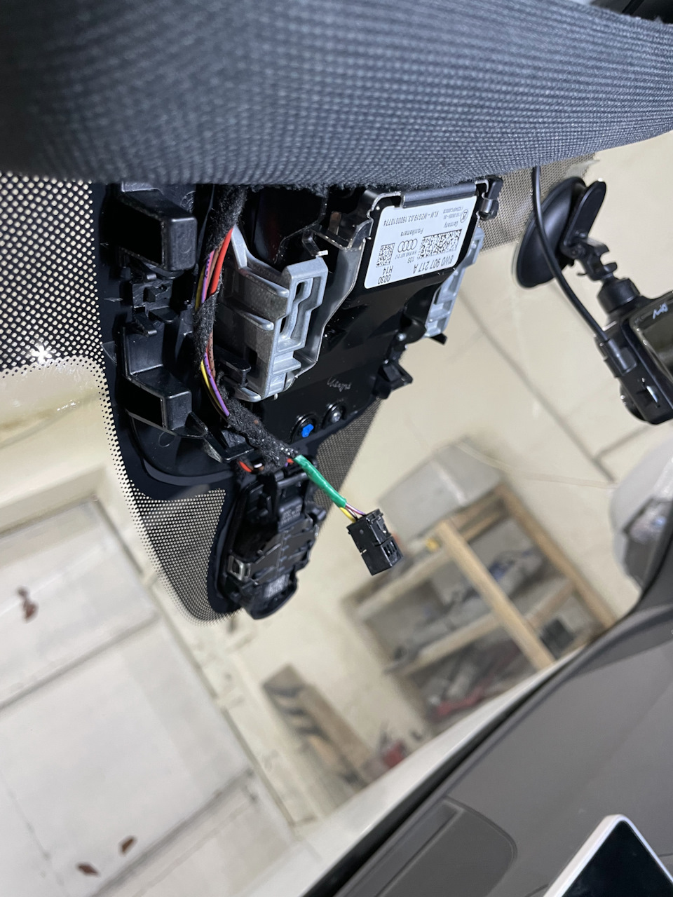 4 — Audi A4 (B9)