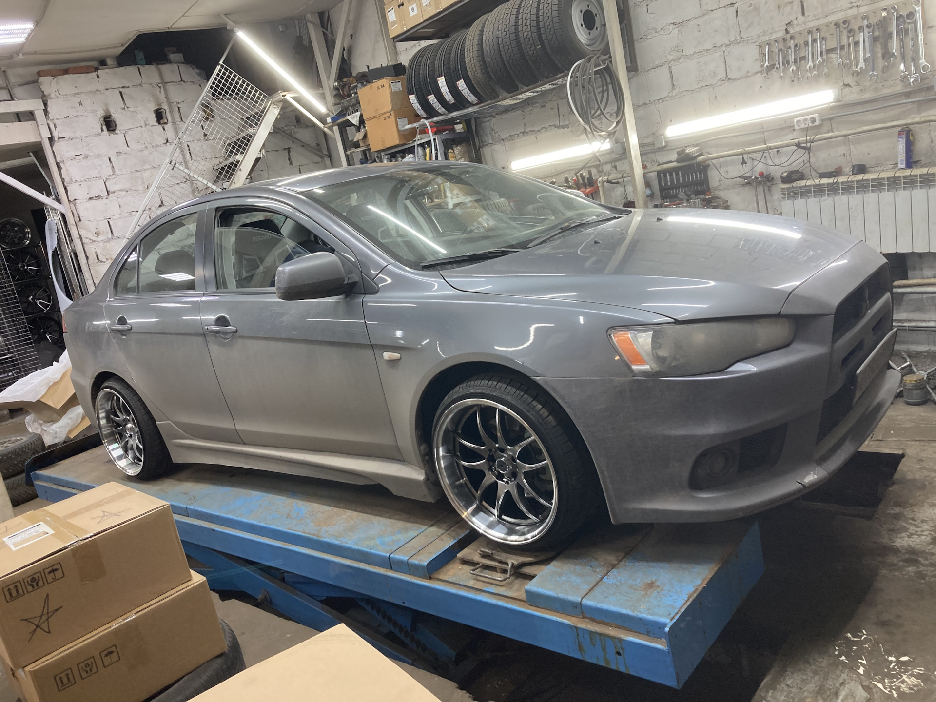 ✓ Летние диски Work Emotion CR2P, резина Triangle, PARKMASTER TPMS 4-22 —  Mitsubishi Lancer X, 2 л, 2008 года | колёсные диски | DRIVE2