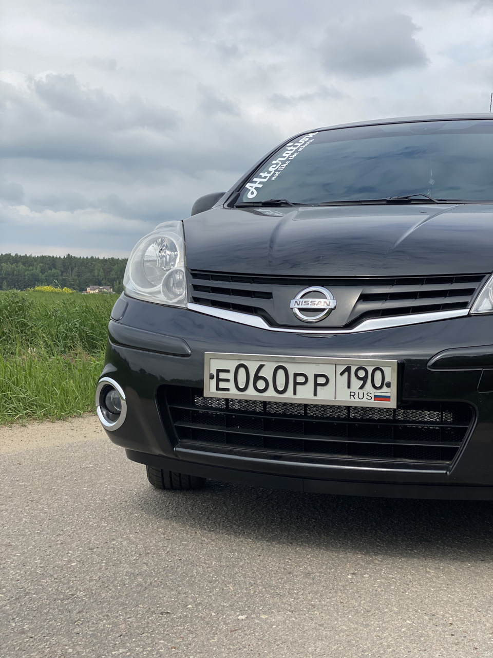 енот на выборах 🥳 — Nissan Note (1G), 1,6 л, 2010 года | наблюдение |  DRIVE2