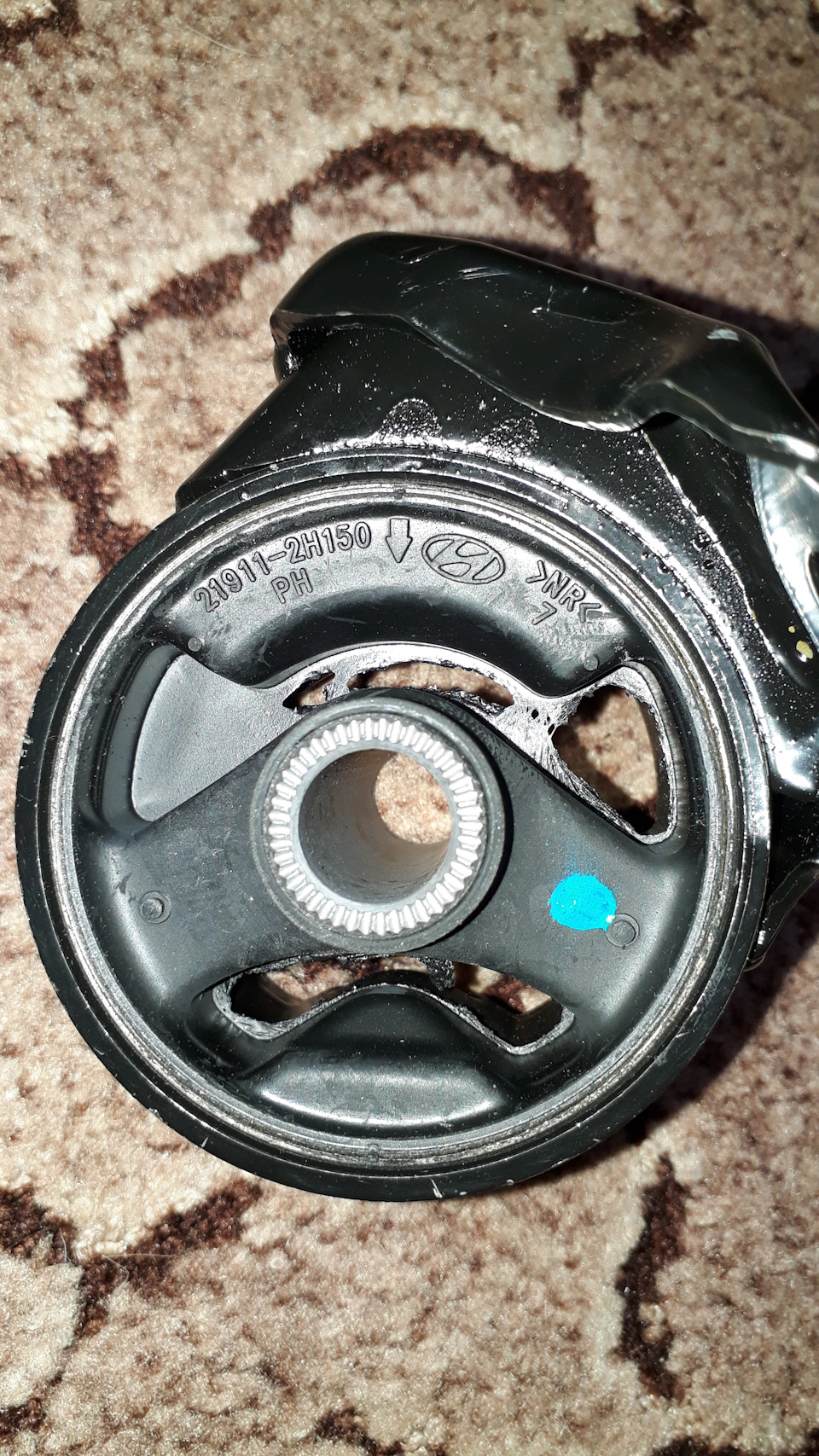 Фото в бортжурнале Hyundai i30 (1G). Запчасти на фото: S3211