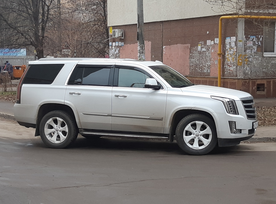 Cadillac Escalade 4g