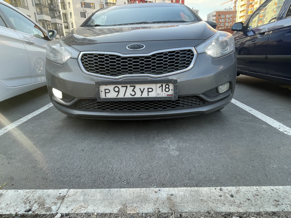 Замена ламп противотуманных фар, мойка двигателя — KIA Cerato (3G), 1,6 ...