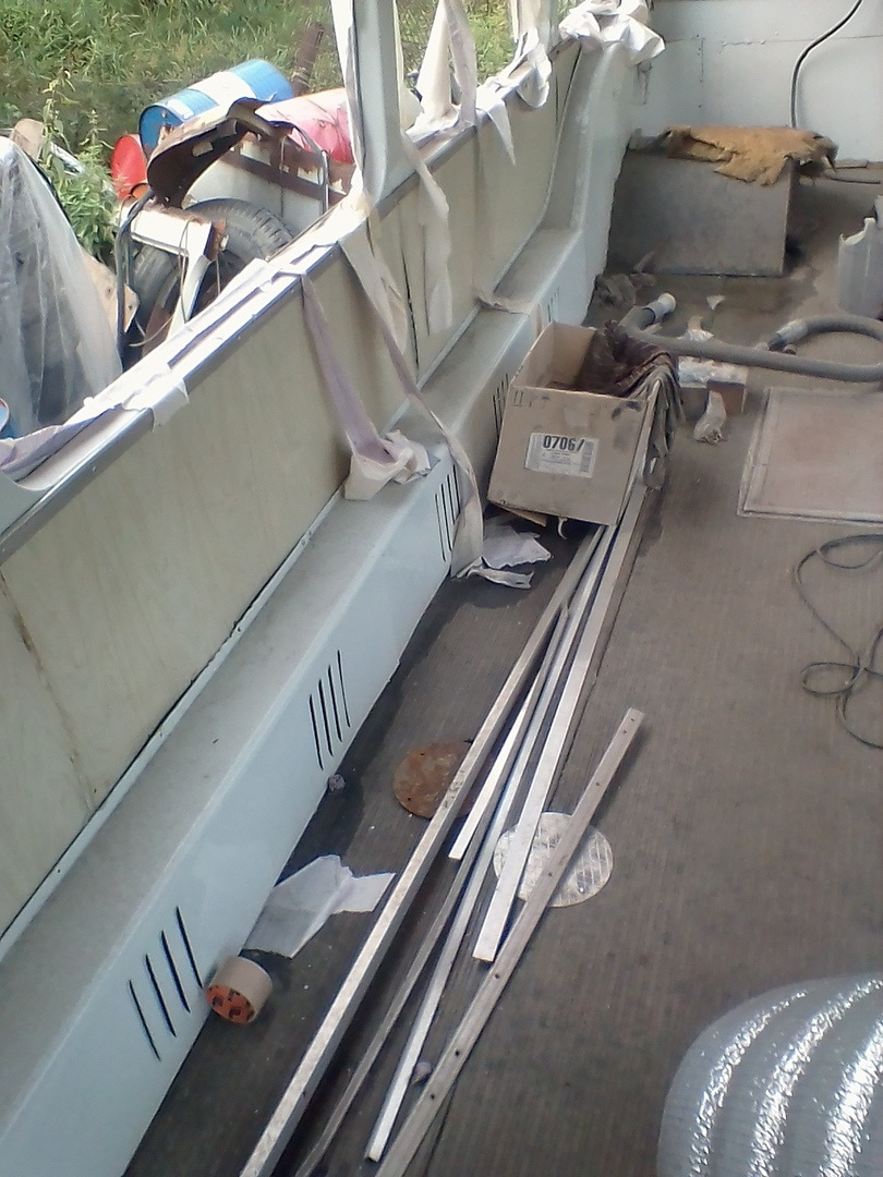 Салон. Короб воздуховода продолжение. — Лиаз 677 Лунтик, 7 л, 1978 года ...