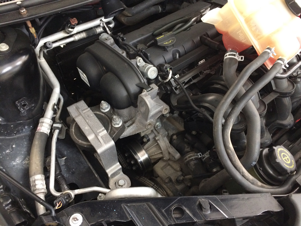 Замена щёток генератора. — Ford Focus II Hatchback, 1,6 л., 2011 года ...