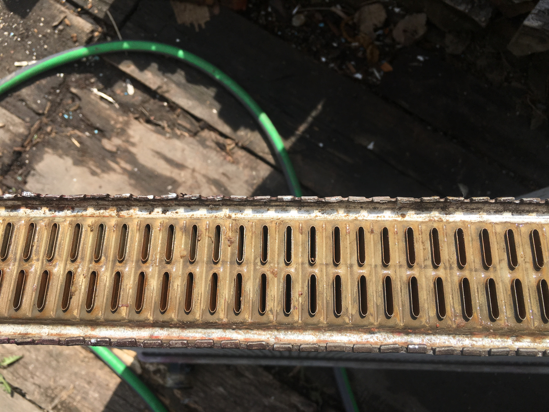 Водонагреватель из радиатора автомобиля своими руками