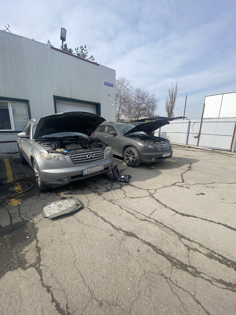 Гофра воздушная — Infiniti FX (1G), 3,5 л, 2005 года | запчасти | DRIVE2