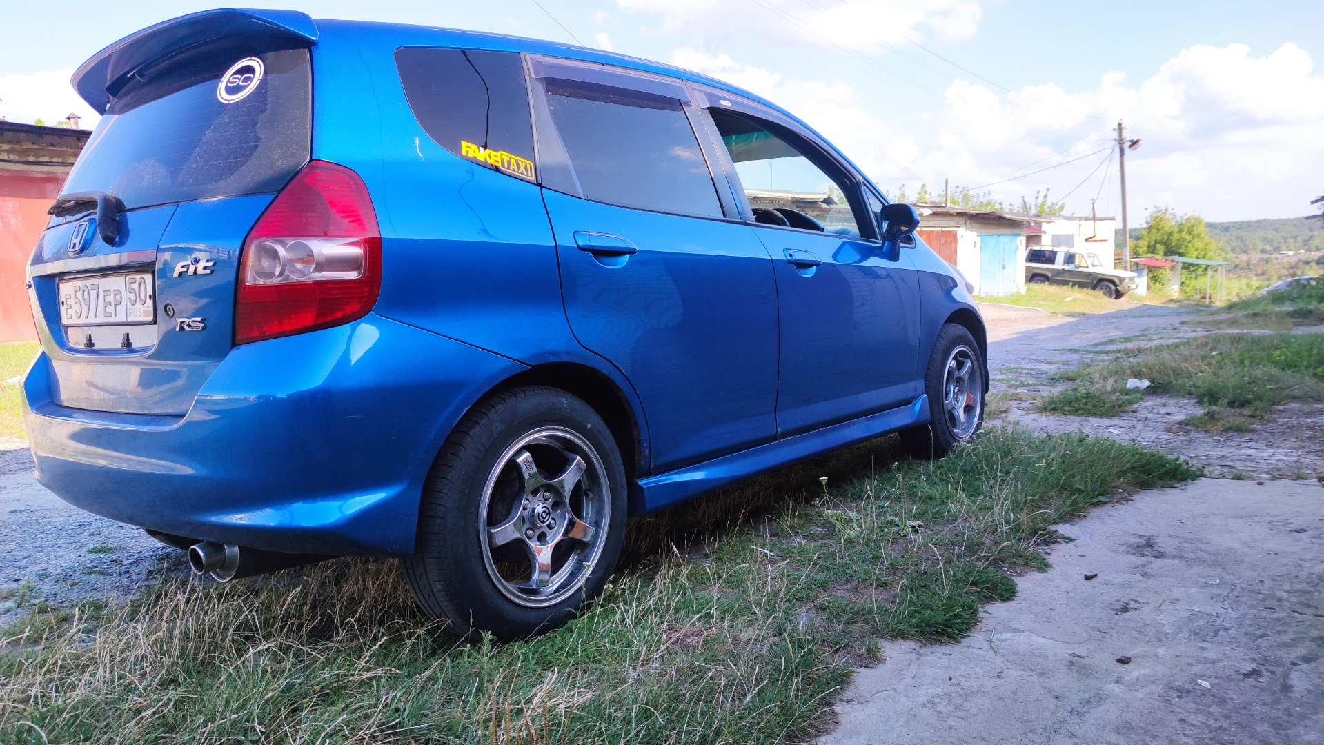 Р фит. Honda fit 185 65 14. хонда фит 185/65 r15. honda fit ge6 можно поставить резину 185/65 r15.