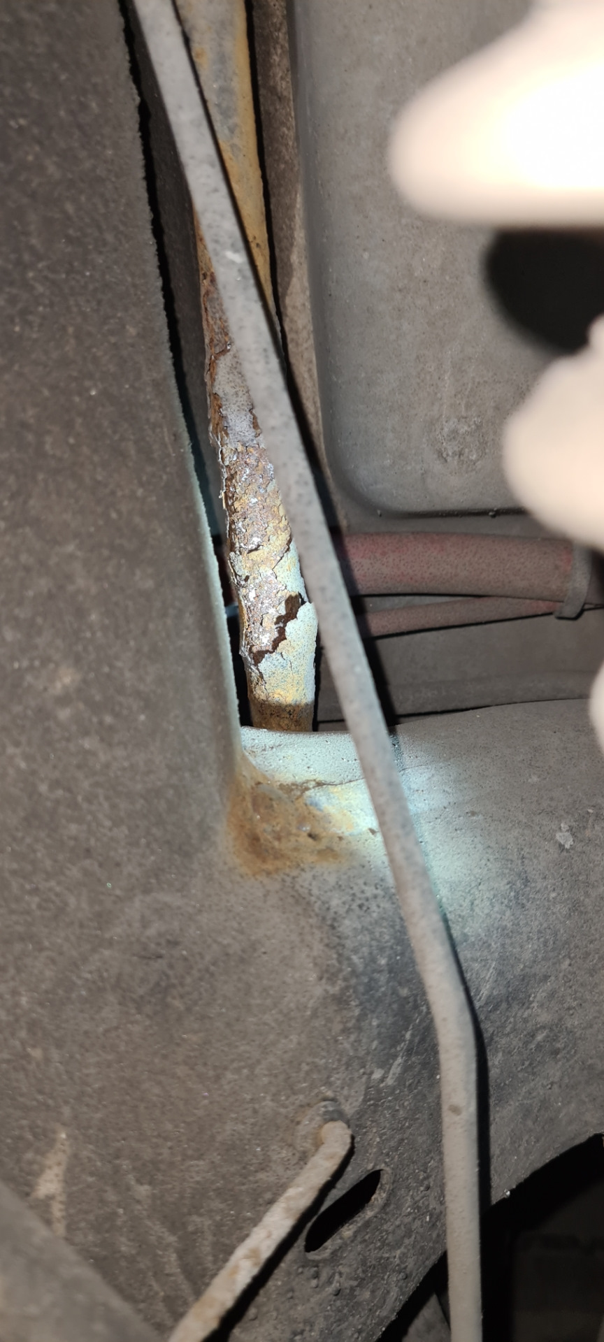 Стук в рулевой рейке!Замена рулевой тяги — BMW X1 (E84), 2 л, 2011 года ...