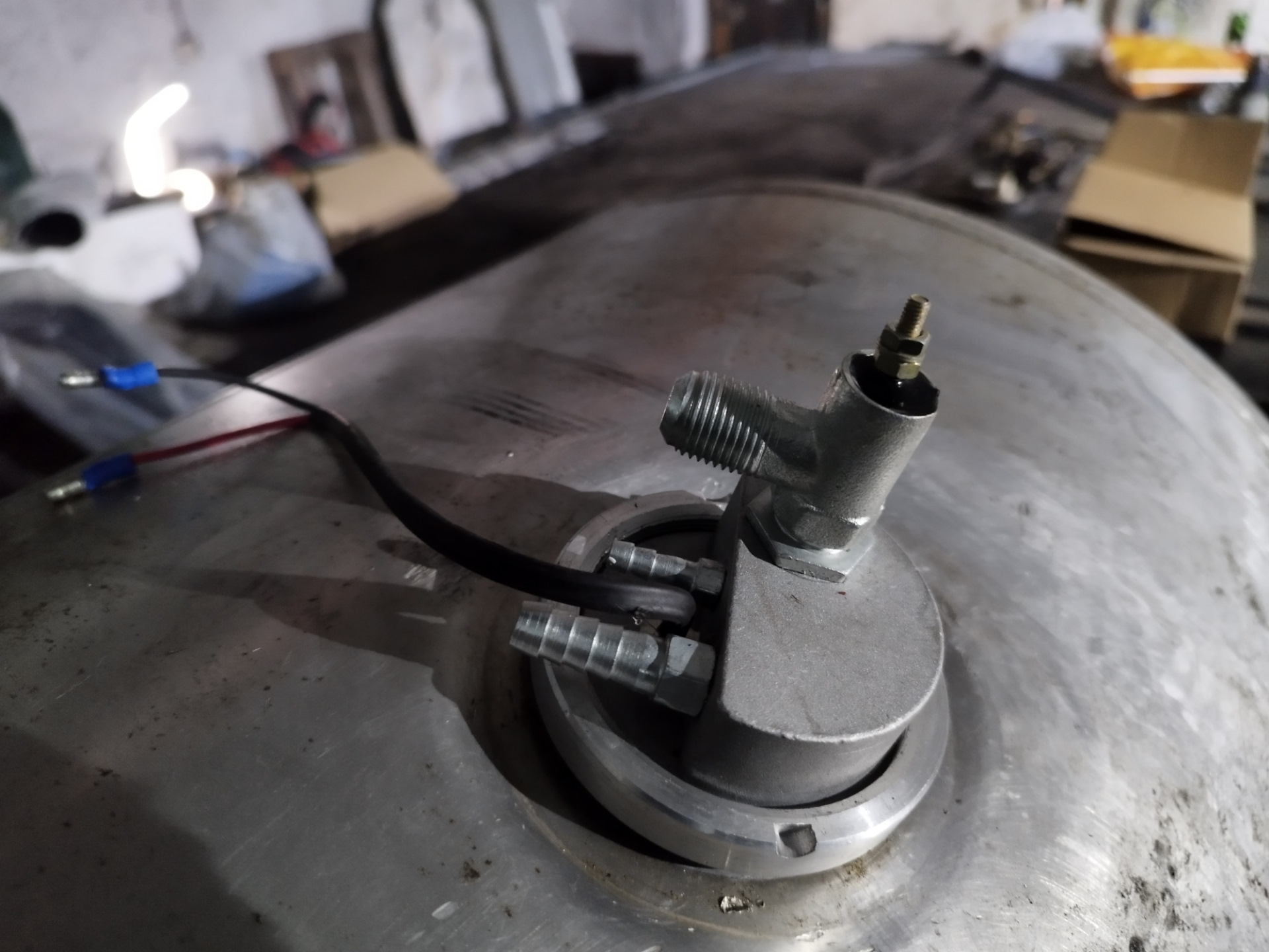 Подогрев топлива в баке — Hyundai HD 72, 3,9 л, 2011 года | наблюдение ...