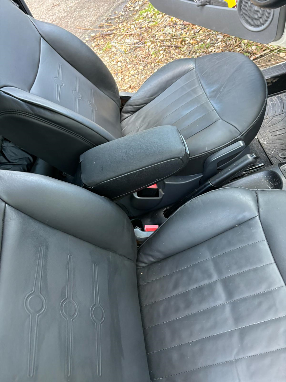 Подлокотник для Фиат 500с кабриолет установка — FIAT 500C, 1,2 л, 2015 ...