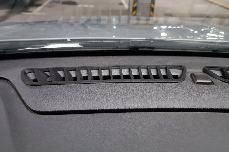 Дефлекторы лобового стекла Geely Coolray (SX11) 2020- на Geely Coolray. 1 950 ₽ 