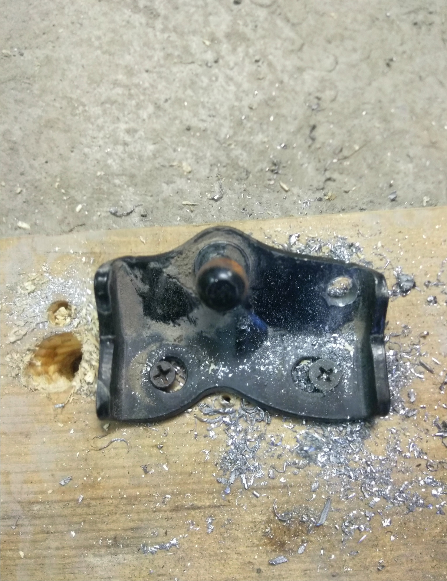 Замена ступичного подшипника (ЗЛ) и масла в заднем редукторе — Toyota ...