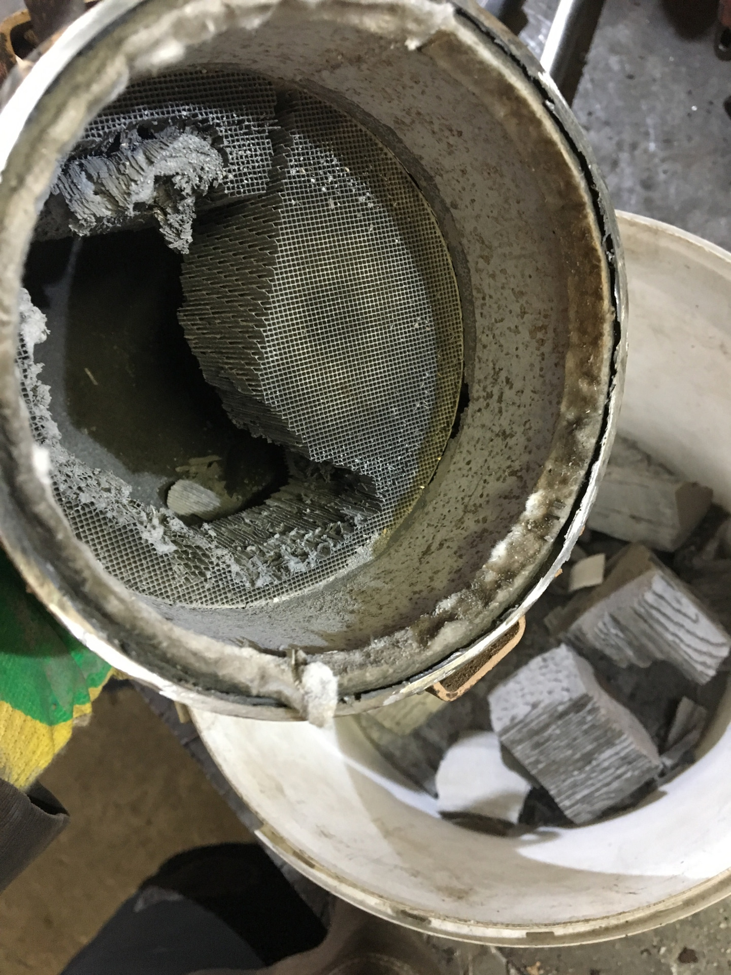 Удалили катализатор на солярисе жены, смотрим фото. — KIA Ceed (1G), 1 ...