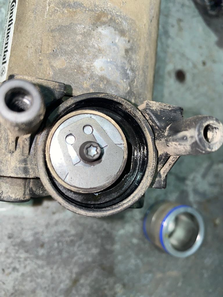 Профилактика пневмоподвески — Volkswagen Touareg (2G), 3,6 л., 2016 ...