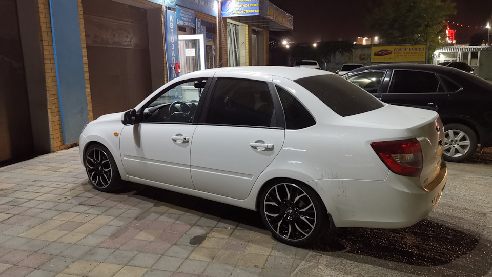 Процент открытия дросселя на холостом — Lada Гранта, 1,6 л, 2013 года ...