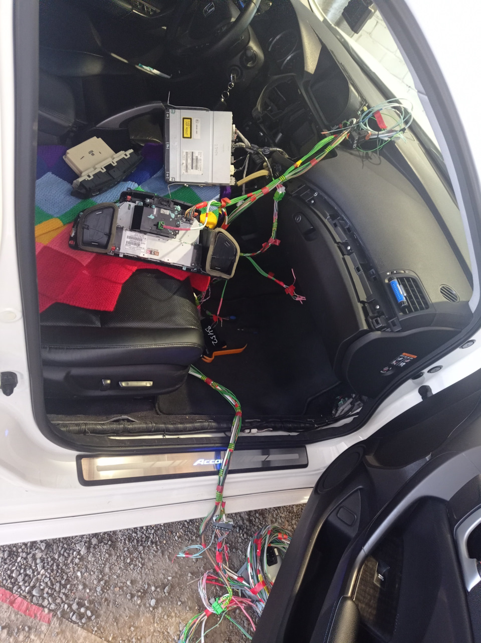 14. — Honda Accord (8G)