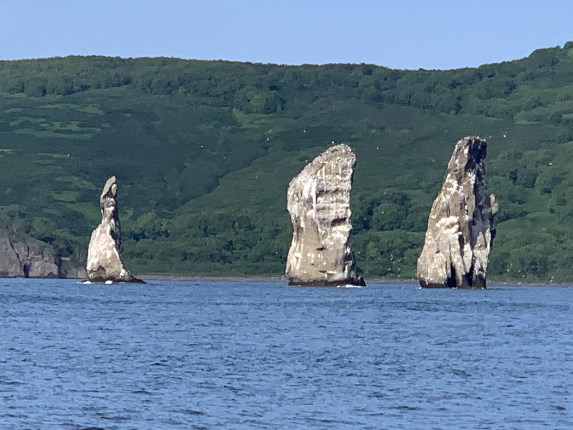 Петропавловск Камчатский 3 брата скалы