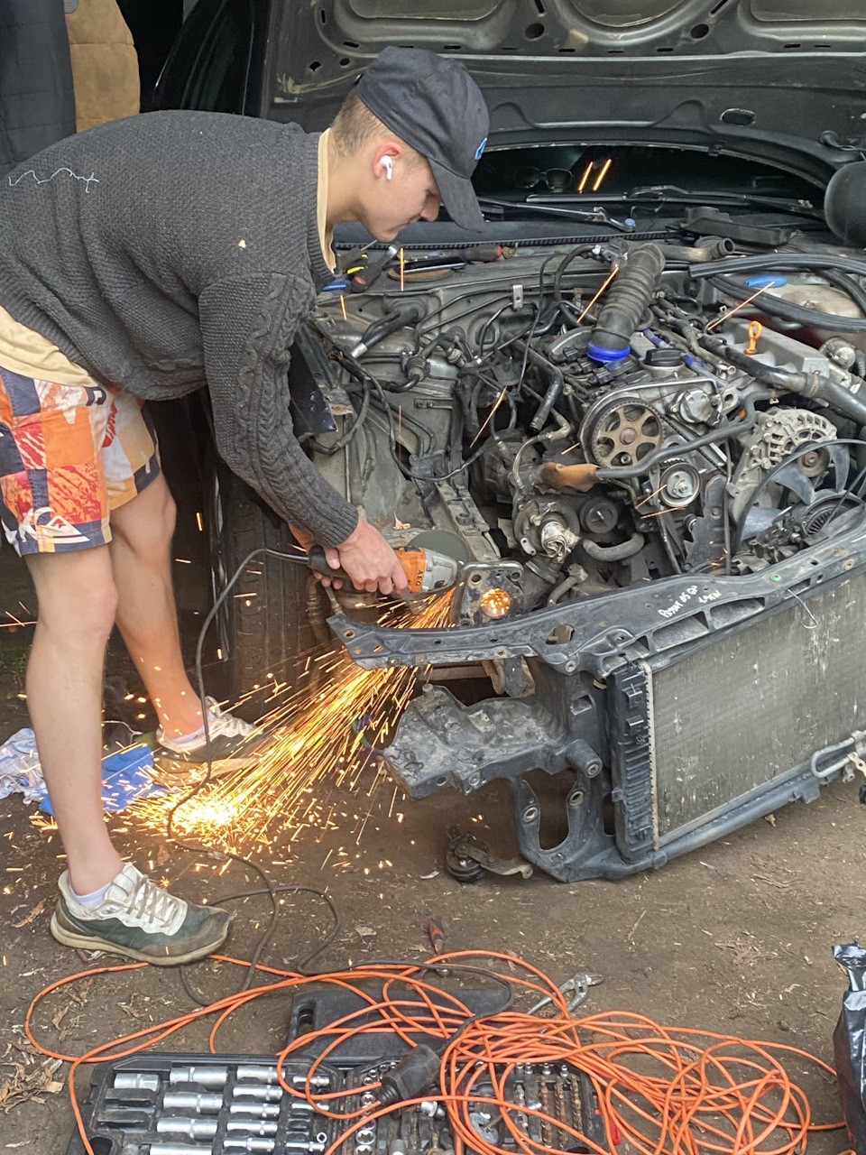 Переварка куска лонжерона — Volkswagen Passat B5, 1,8 л, 2001 года ...