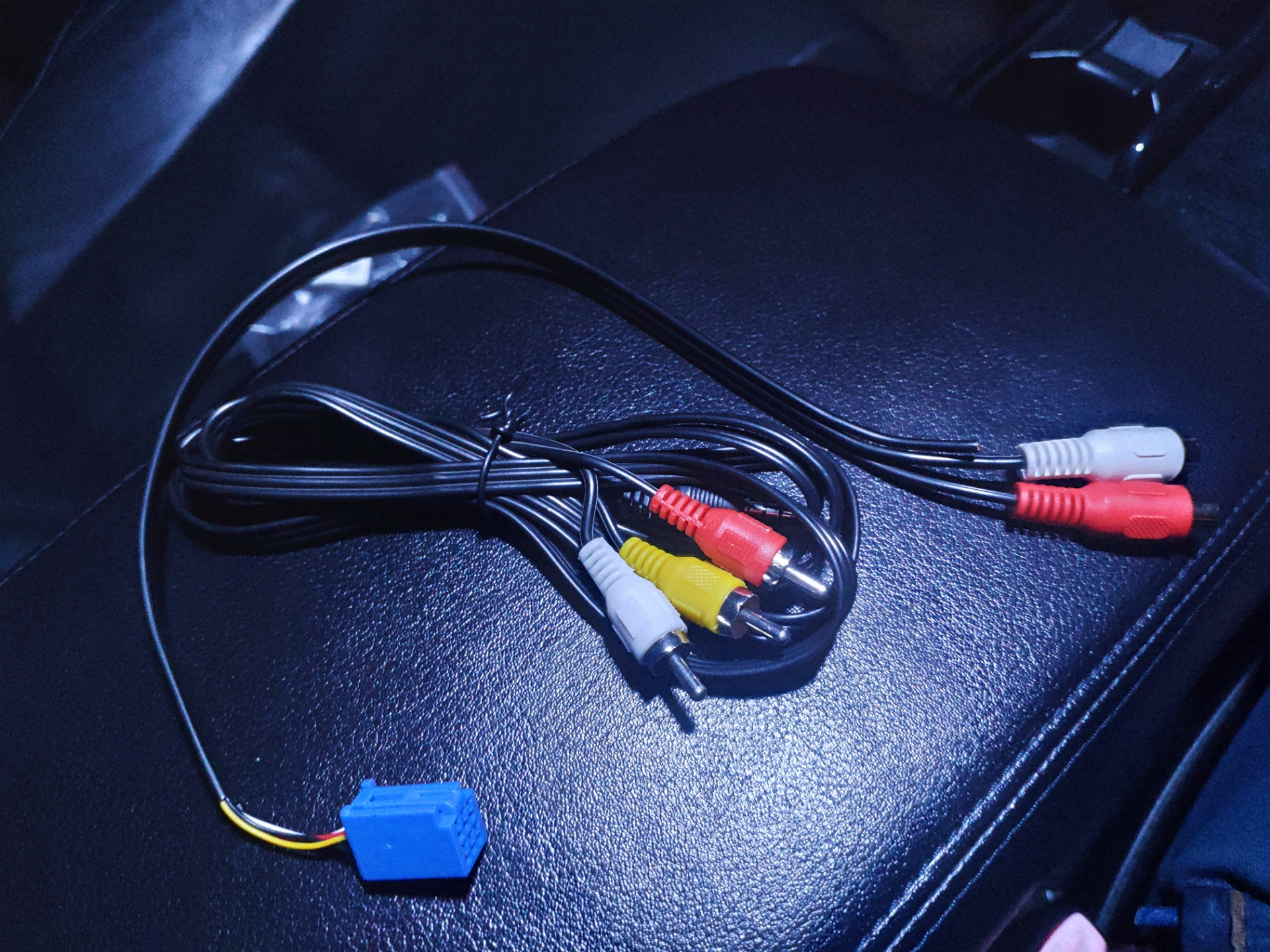 AUX в штатную магнитолу Crown Athlete s182 — Toyota Crown (S180), 3 л ...