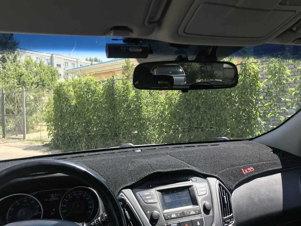 Коврик на панель от солнца — Hyundai ix35, 2 л, 2014 года | аксессуары ...