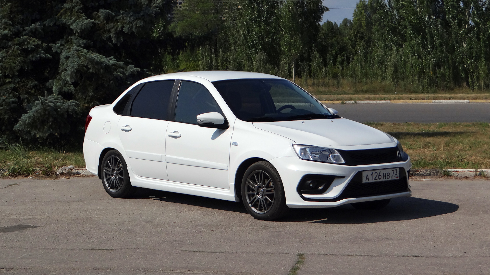 Lada Granta Sport 2021 тонированная