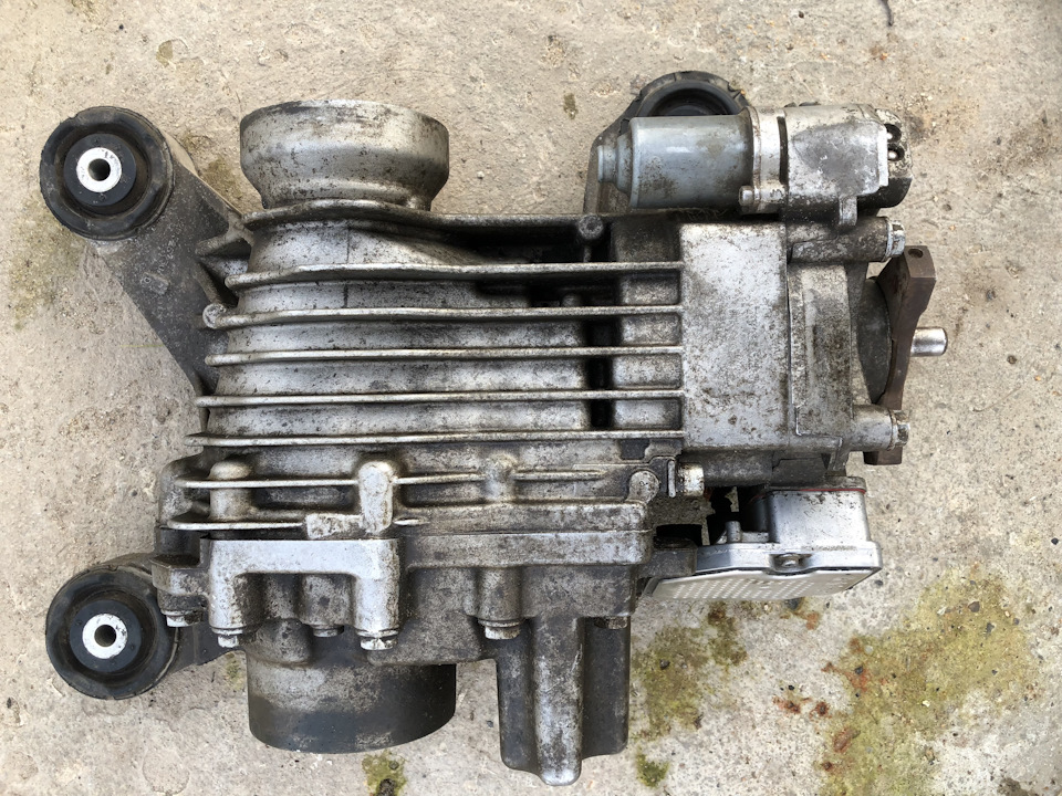 Редуктор шкода. 0br525010b. 0br 525 010 b. 0br 525 010 g. Муфта халдекс VAG 525.010.