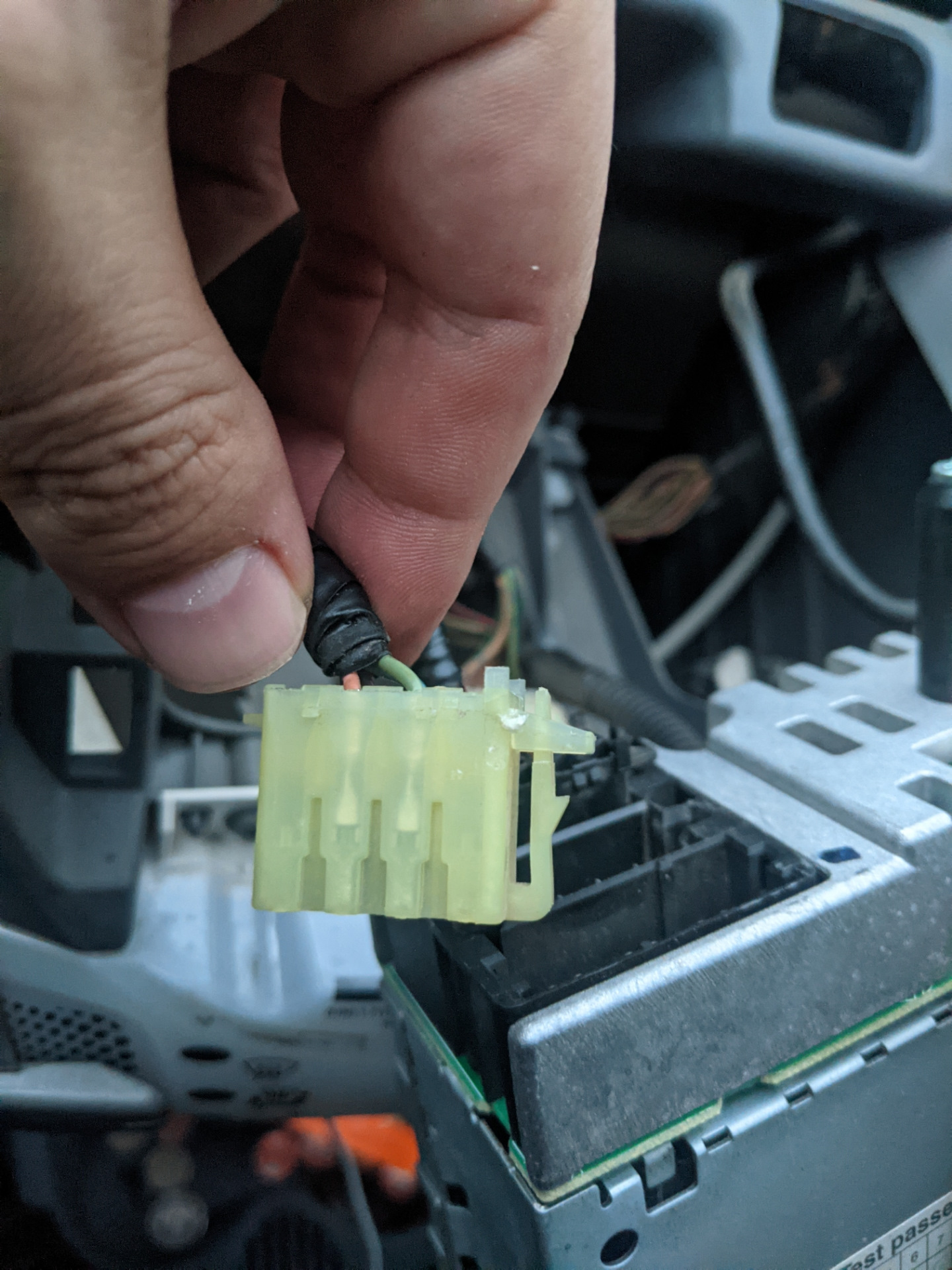 Подключение задних динамиков — Citroen C1 (1G), 1 л, 2010 года ...