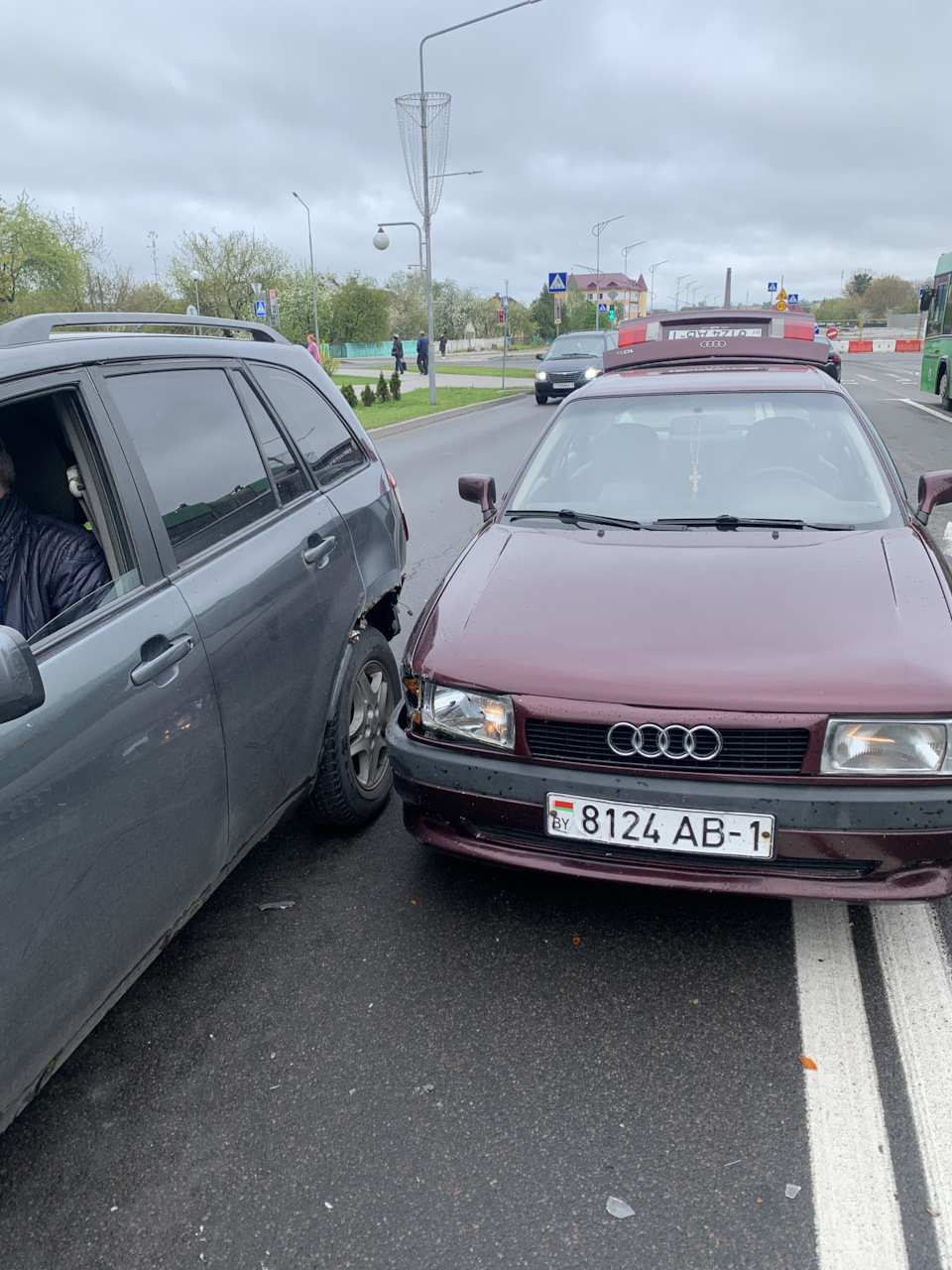 о дтп и мелочах — Audi 80 (B3), 1,8 л, 1991 года | поломка | DRIVE2