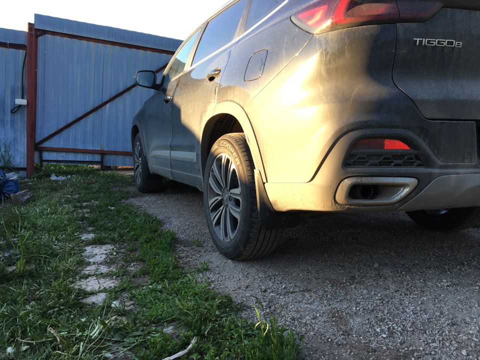 Хотел заменить линки тяги поперечной устойчивости, но как обычно ...