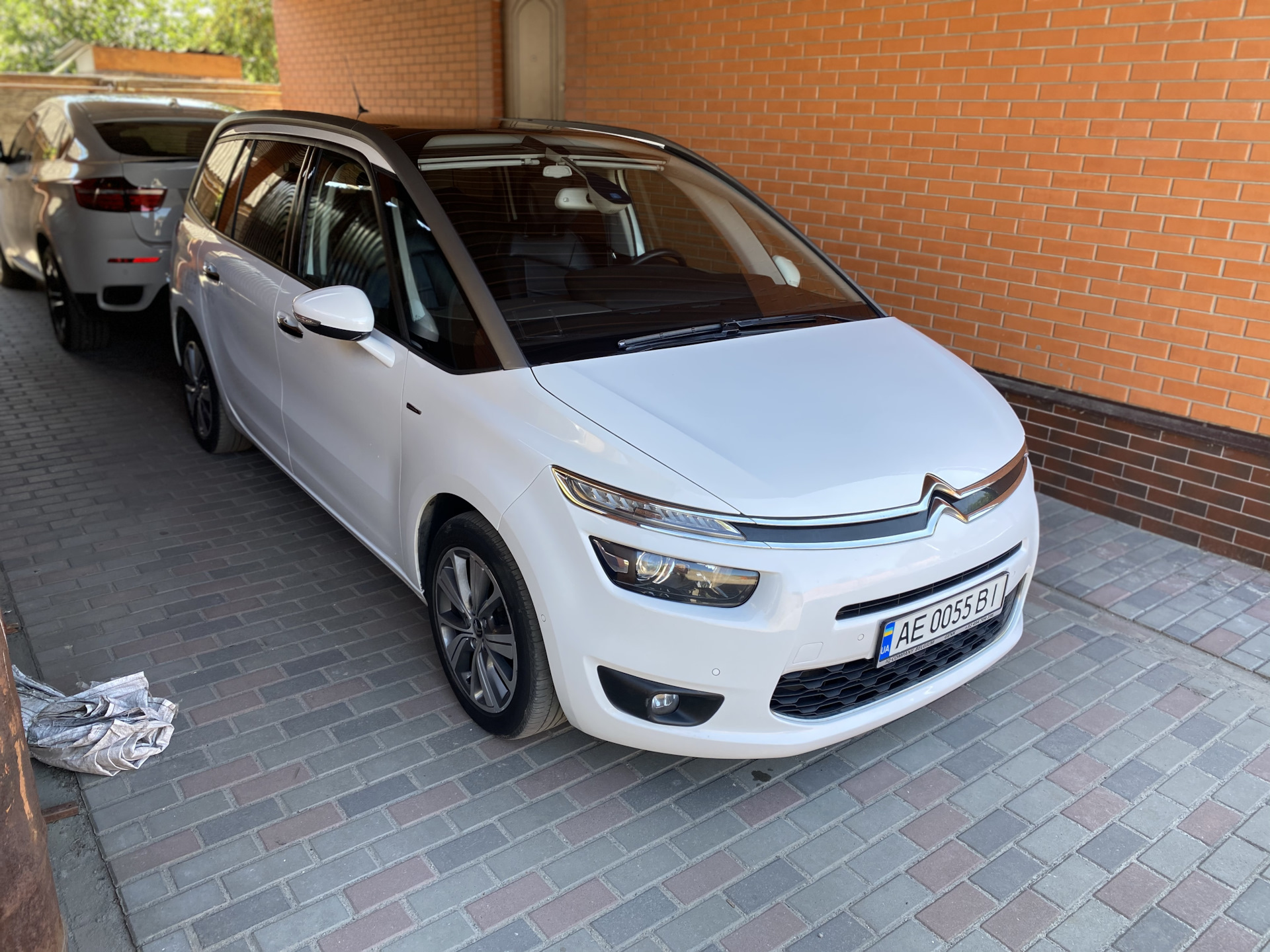 Машина продана — Citroen Grand C4 Picasso (2G), 1,6 л, 2014 года | продажа  машины | DRIVE2