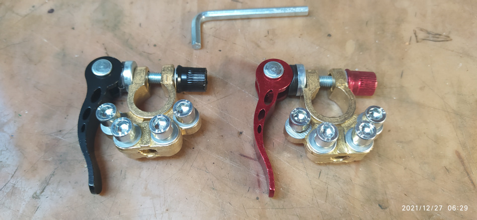 Замена минусовой клеммы на проводе для аккумулятора на быстросъёмную ...