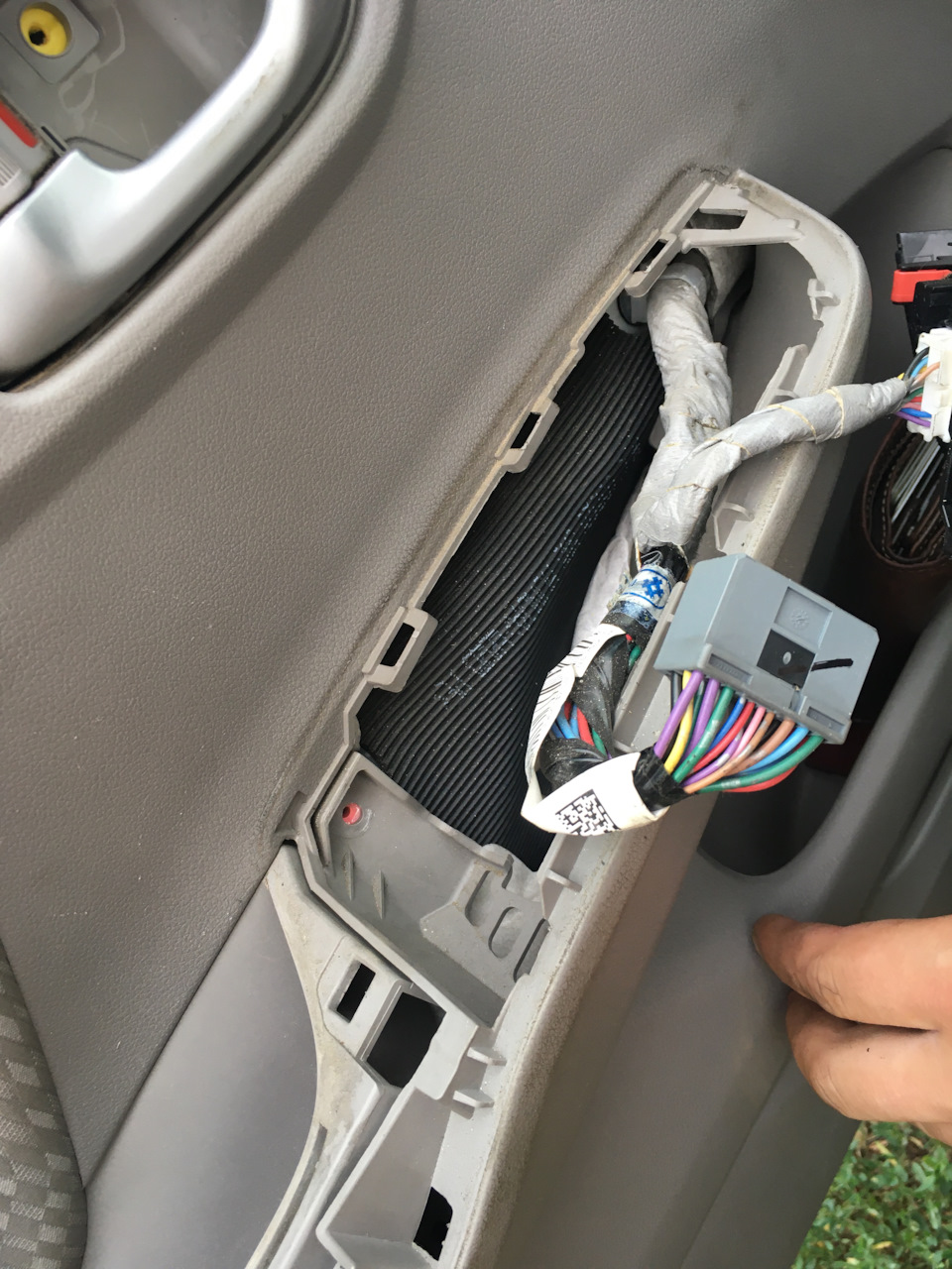Замена ограничителей дверей — Honda Civic 4D (9G), 1,8 л, 2014 года ...