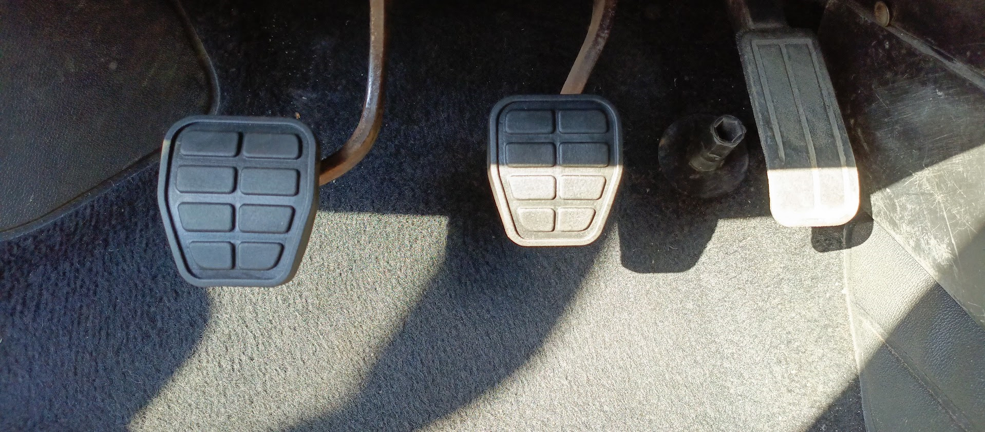 Замена тросика сцепления — Volkswagen Golf Mk2, 1,8 л, 1989 года ...