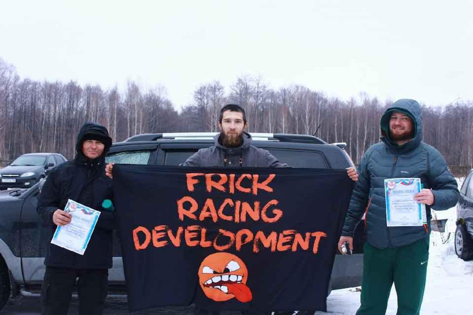 Семь тысяч сто сорок шесть. Цифра сто сорок шесть. Девяносто. Математический диктант нумерация многозначных чисел 4 класс. Запишите число предшествующее числу 899 700.