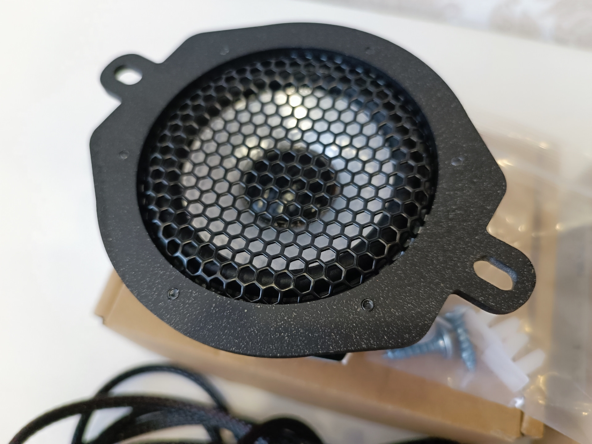 6t. Чери тигго 8 расход топлива. Панель tiggo 8 pro c дополнительным кармашком ящиком. Установка динамиков chery tiggo 8. Пищалки на чери тиго 7про.