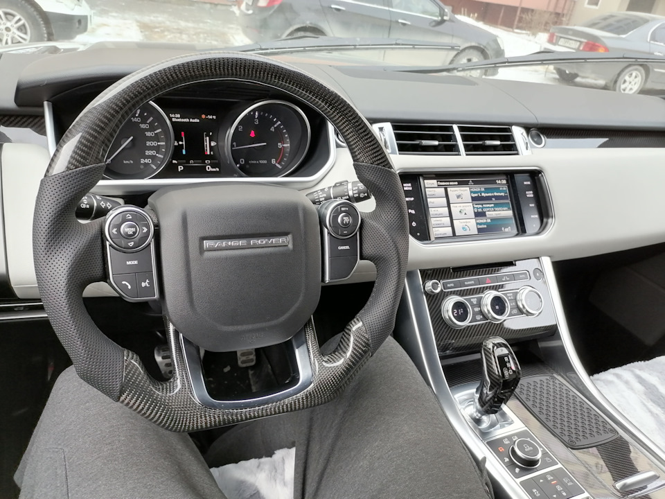 Фото в бортжурнале Land Rover Range Rover Sport (2G)