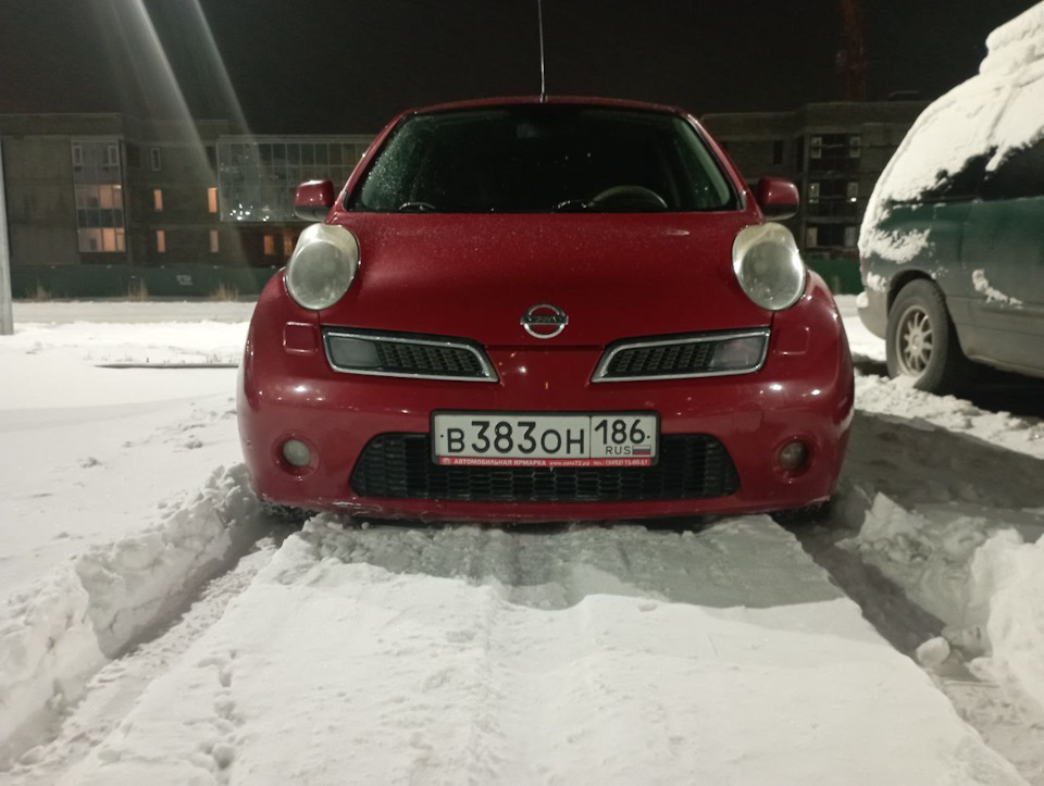 сравнение окрасов — Nissan Micra (K12C), 1,4 л., 2010 года | колёсные ...