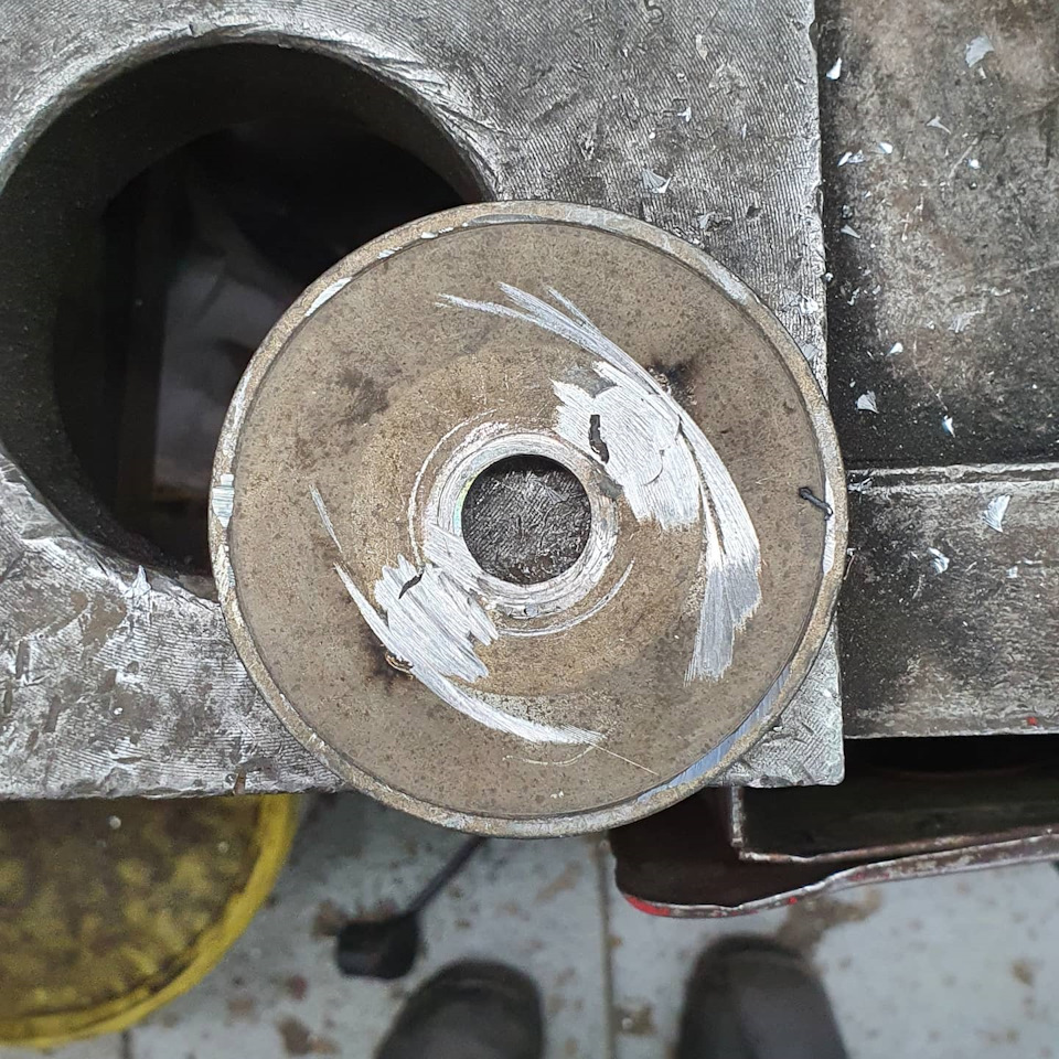 Винтовые стойки. — Lada Калина 2 Спорт, 1,6 л, 2015 года | своими ...