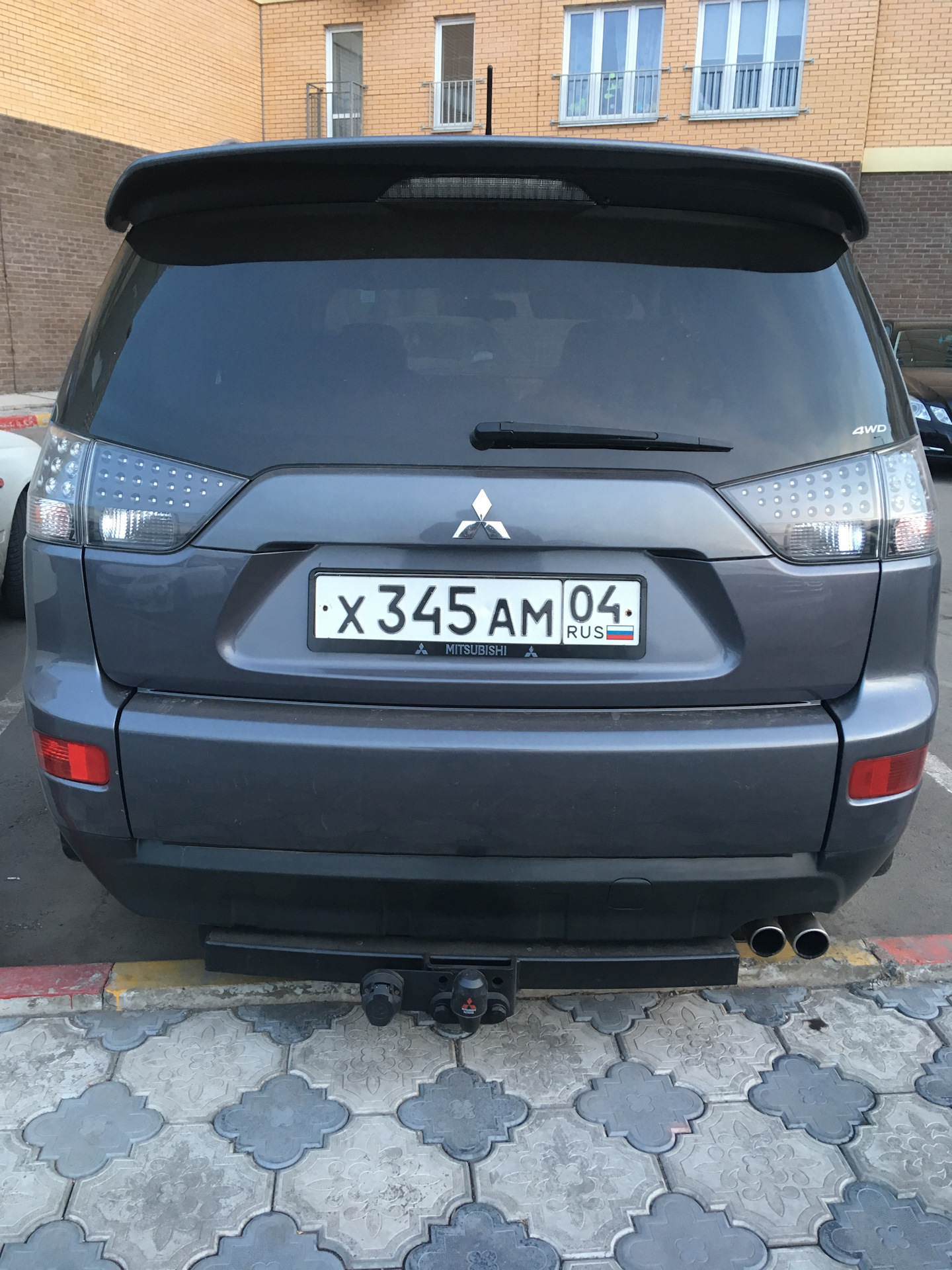 mitsubishi outlander 3 спойлер